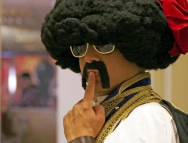 «Ελληνοφρένεια»: Επιστροφή στις οθόνες - Που θα την δούμε (βίντεο)